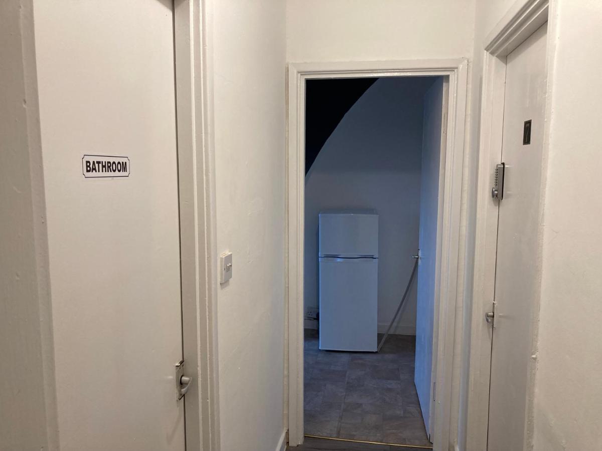 Chosen Rocky Lane Private Rooms Liverpool Exterior foto